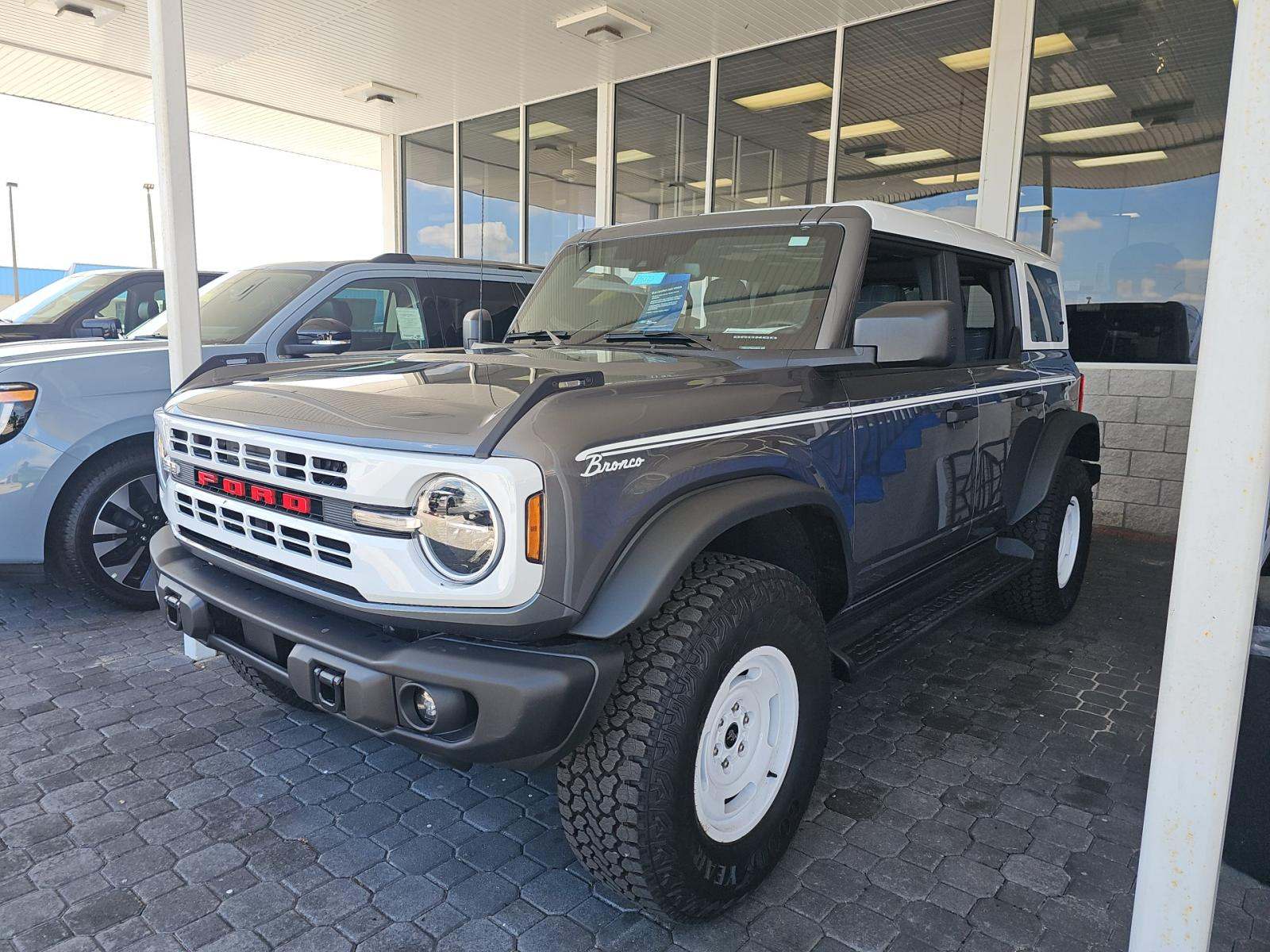FORD BRONCO - 1