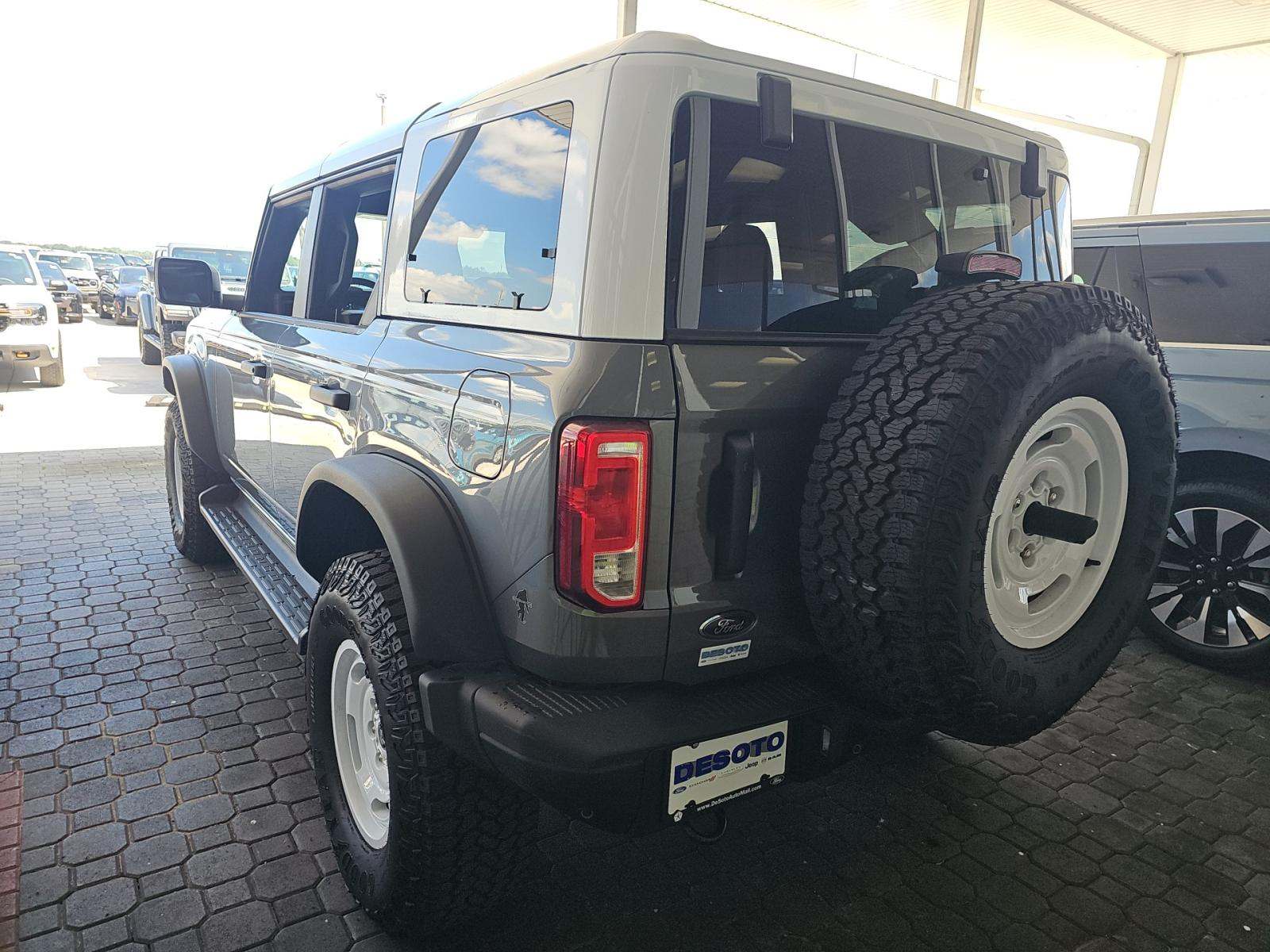 FORD BRONCO - 2