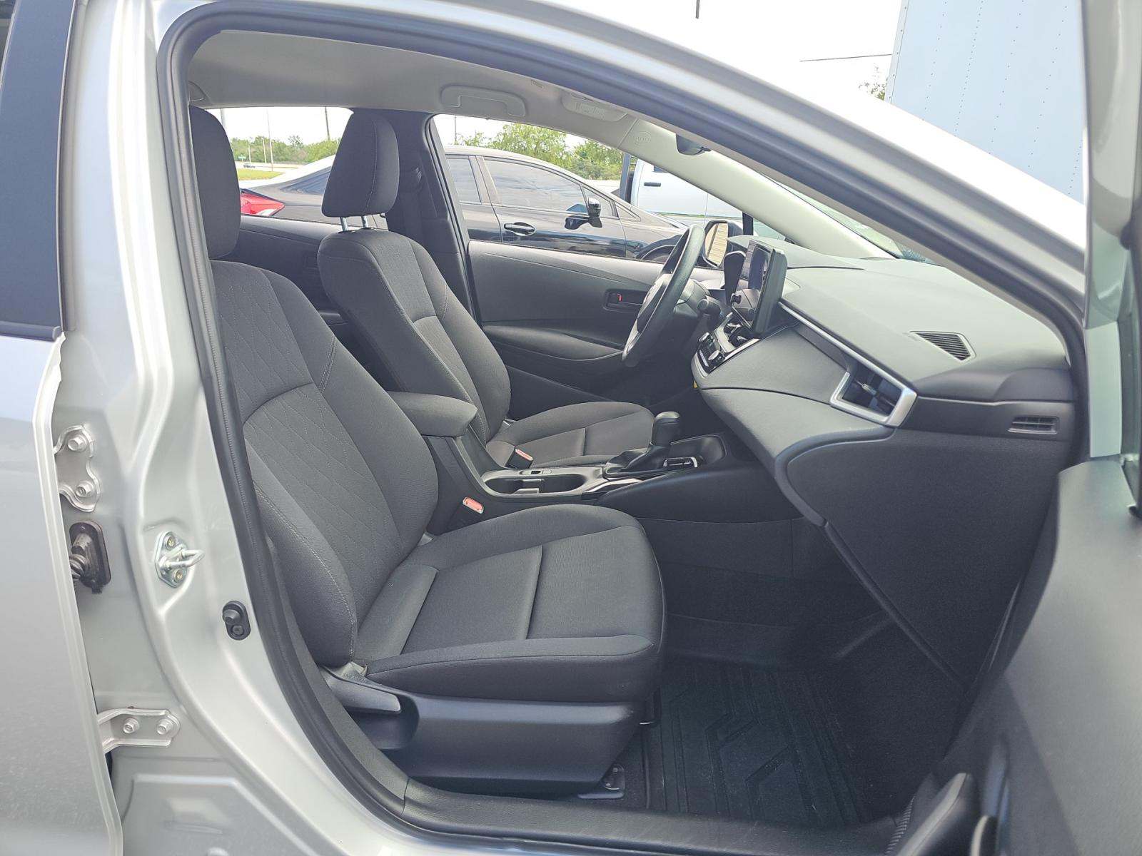 2024 Toyota Corolla LE FWD