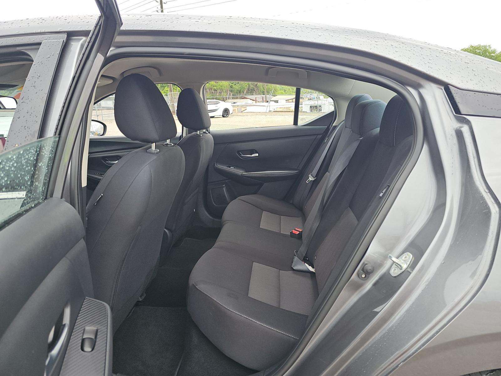 NISSAN SENTRA - 9