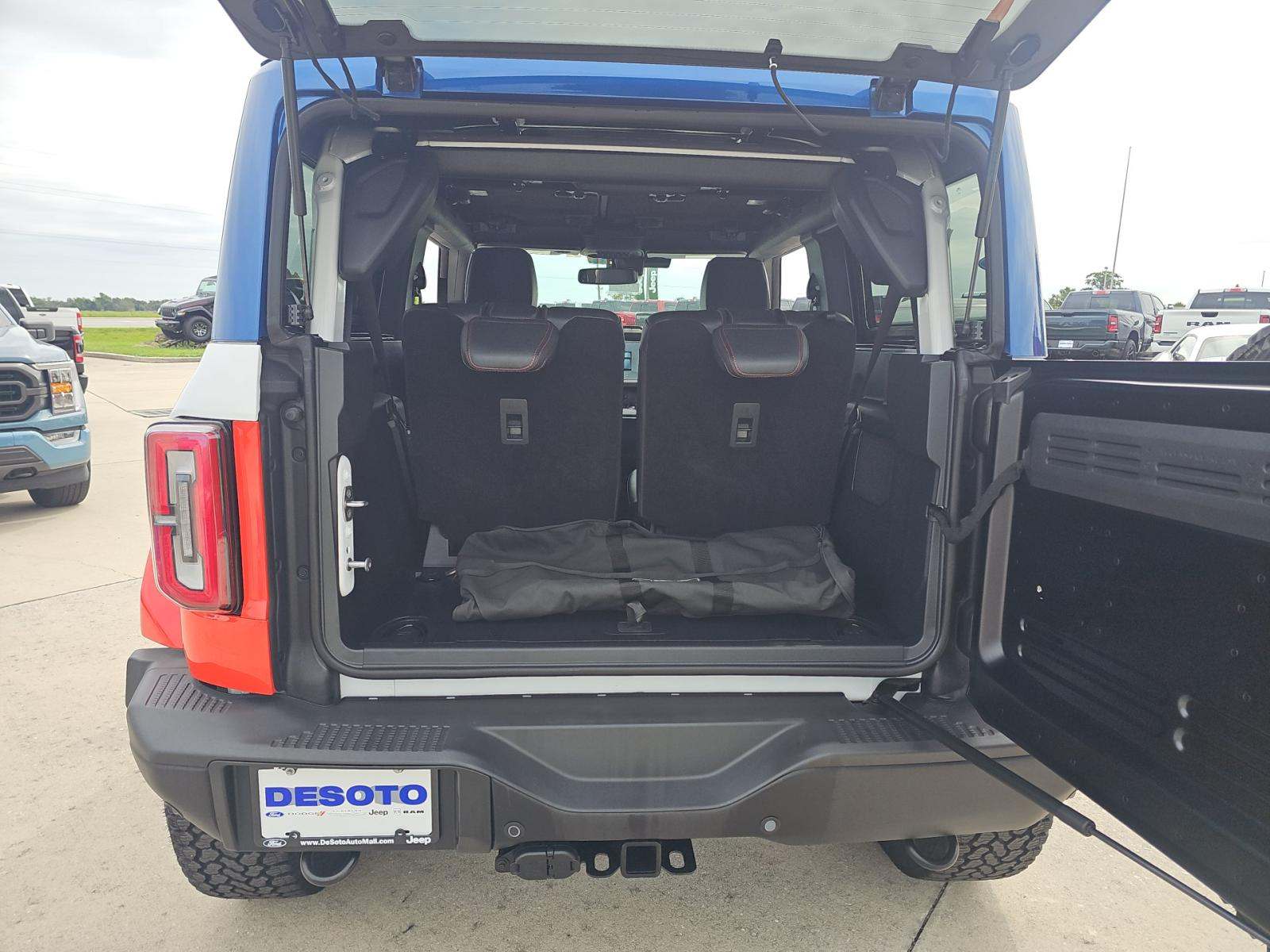 FORD BRONCO - 10