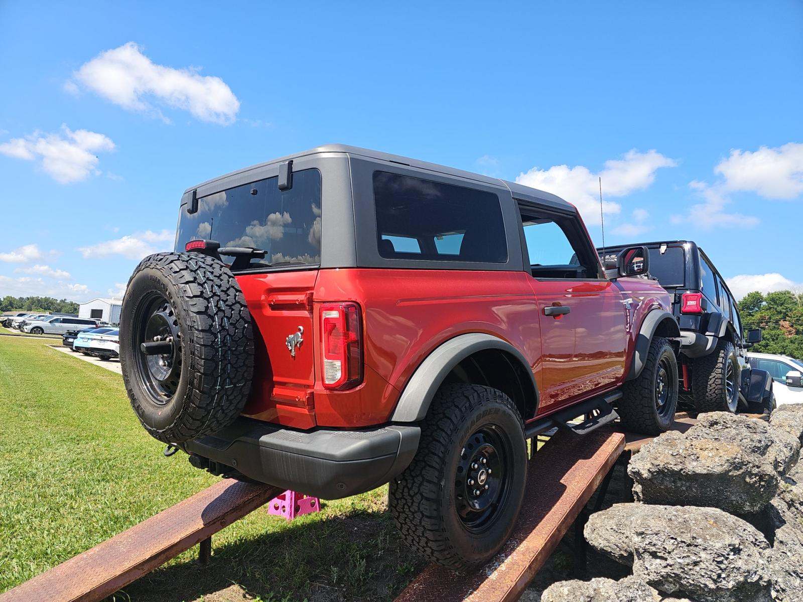 FORD BRONCO - 3
