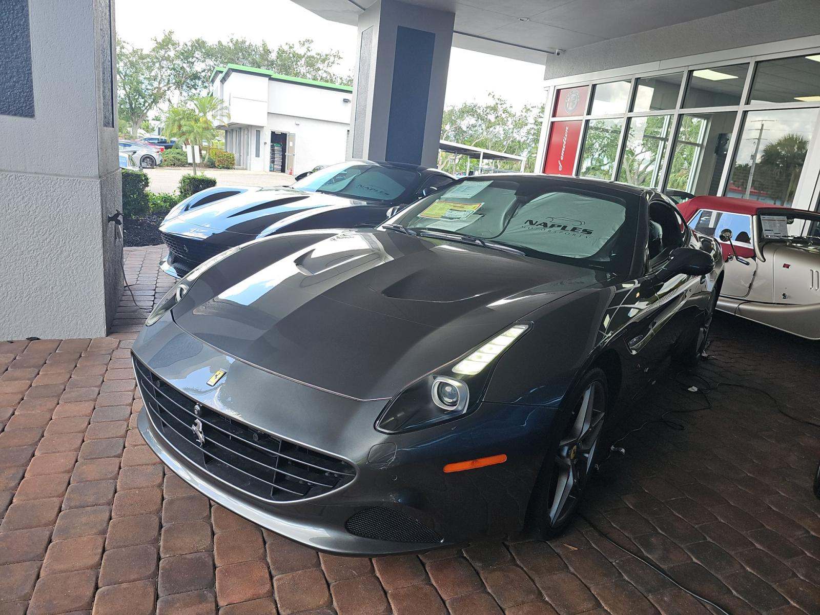 2015 Ferrari California T RWD