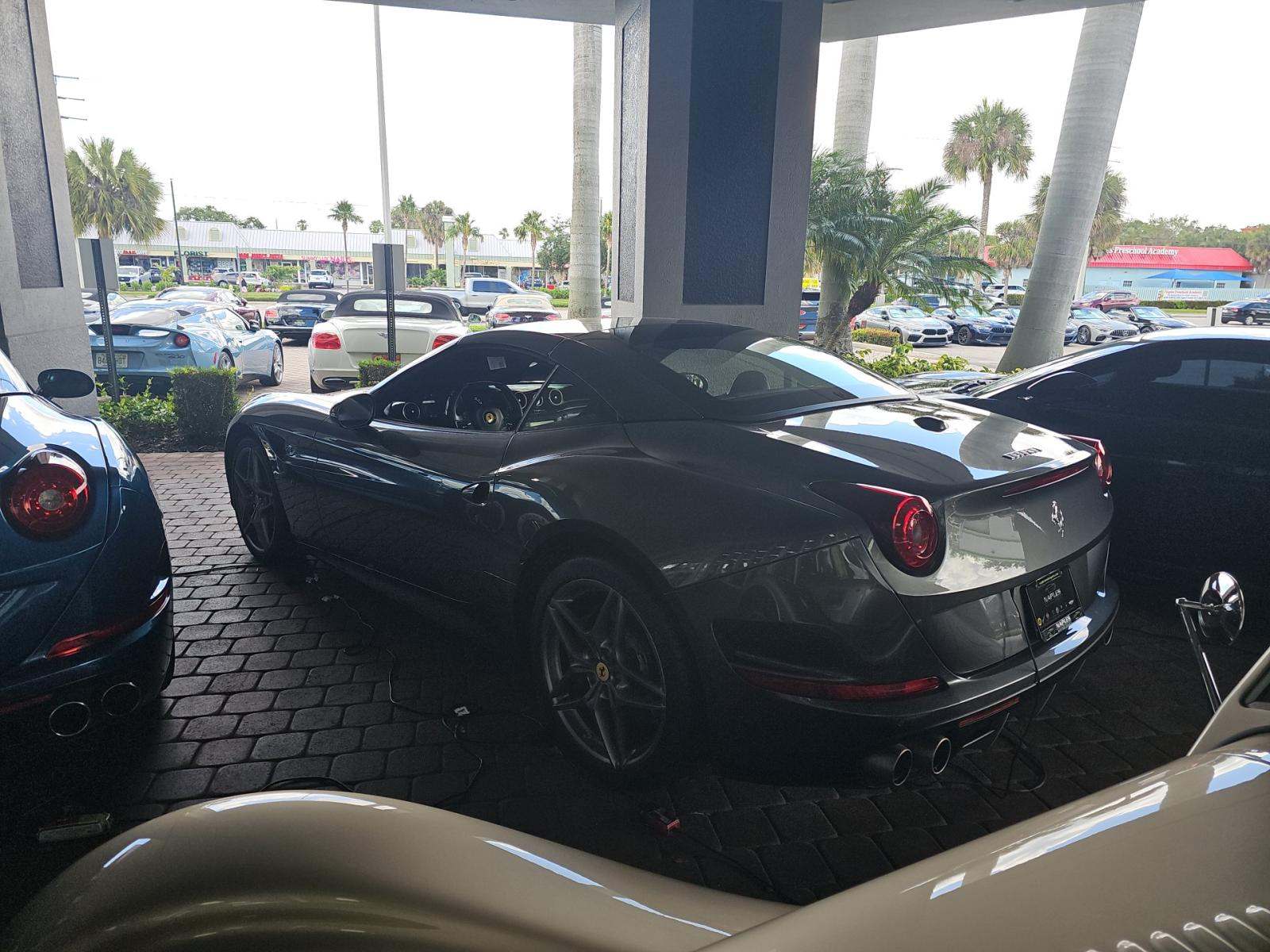2015 Ferrari California T RWD
