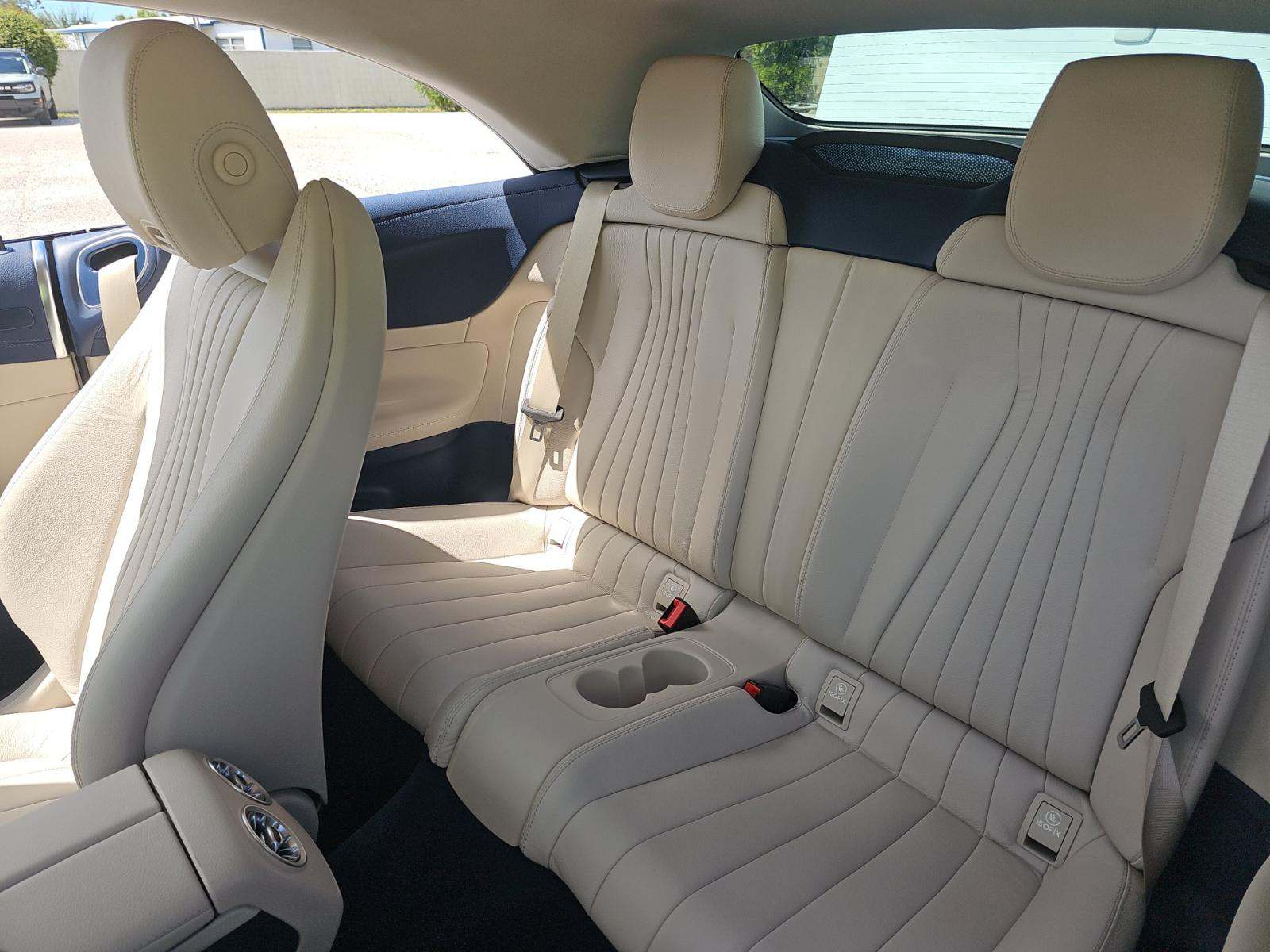 MERCEDES-BENZ E-CLASS - 9