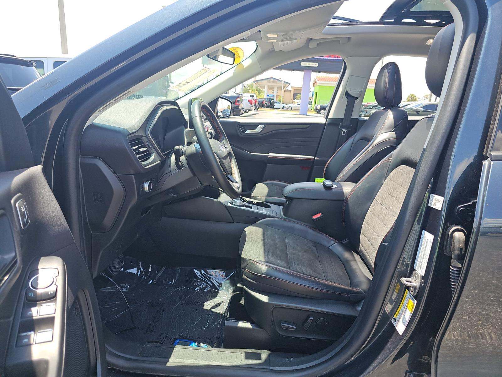 2022 Ford Escape SEL AWD