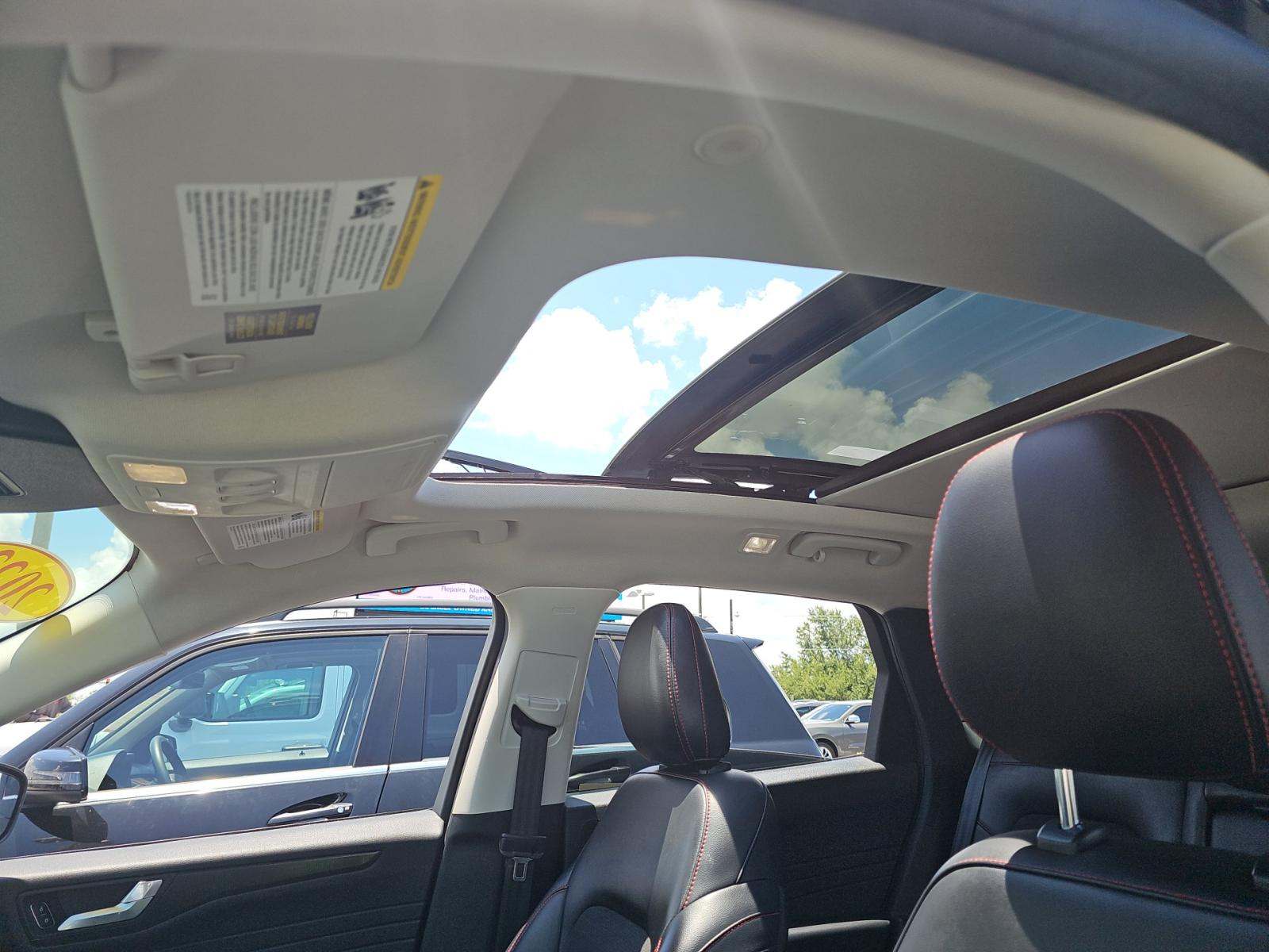 2022 Ford Escape SEL AWD