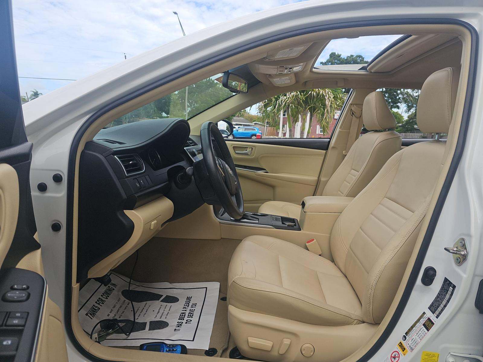 2016 Toyota Camry XLE FWD
