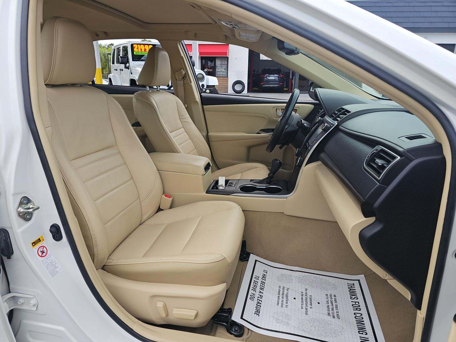 2016 Toyota Camry XLE FWD