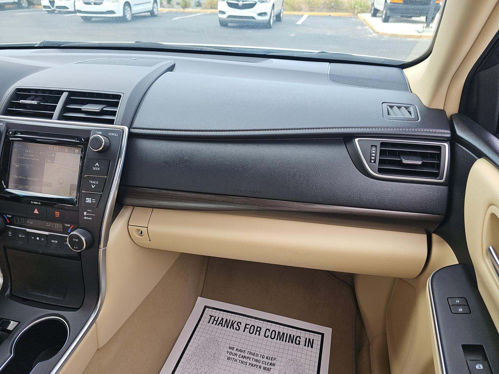 2016 Toyota Camry XLE FWD