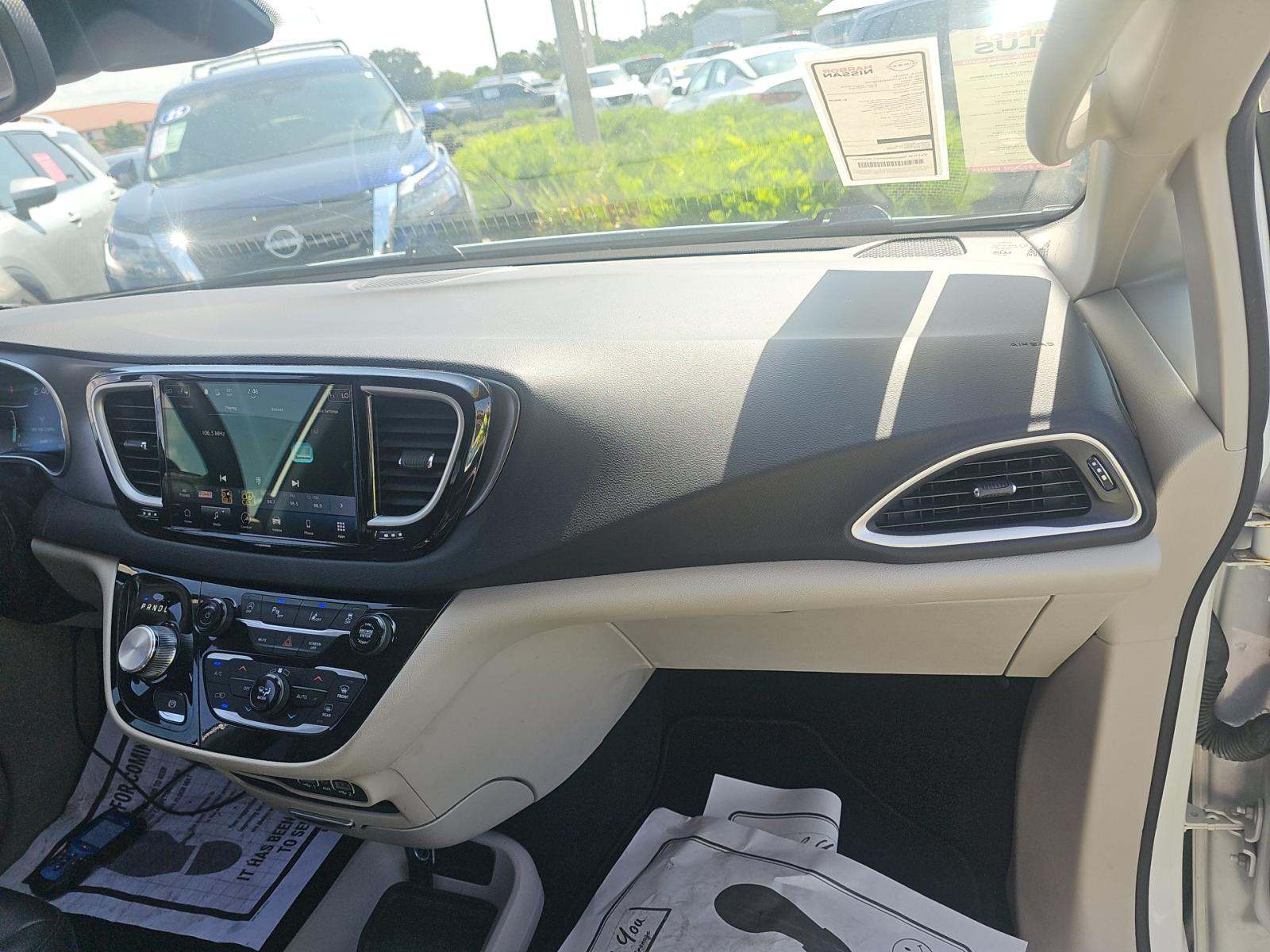 2023 Chrysler Pacifica Touring L FWD