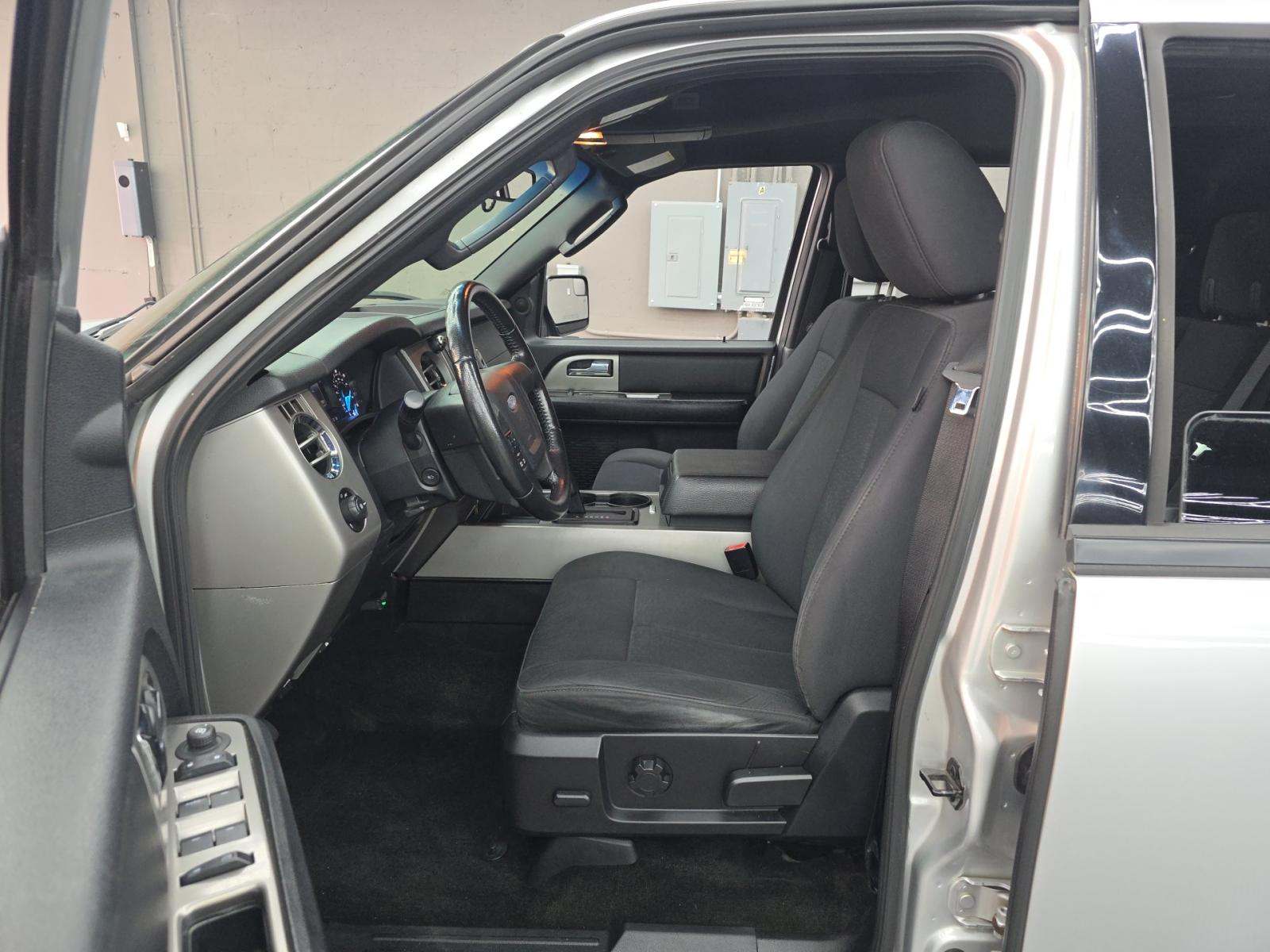 FORD EXPEDITION - 6