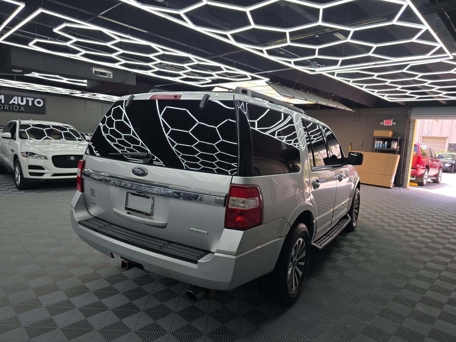 FORD EXPEDITION - 3