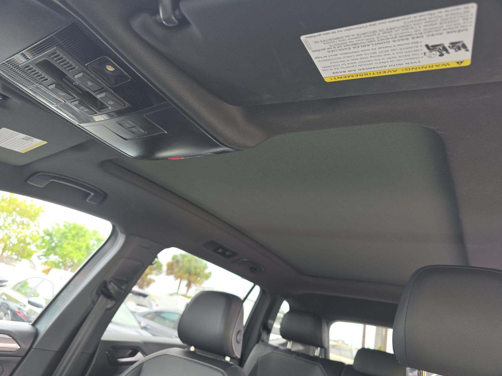 2023 Volkswagen Tiguan 2.0T SE R-Line Black FWD