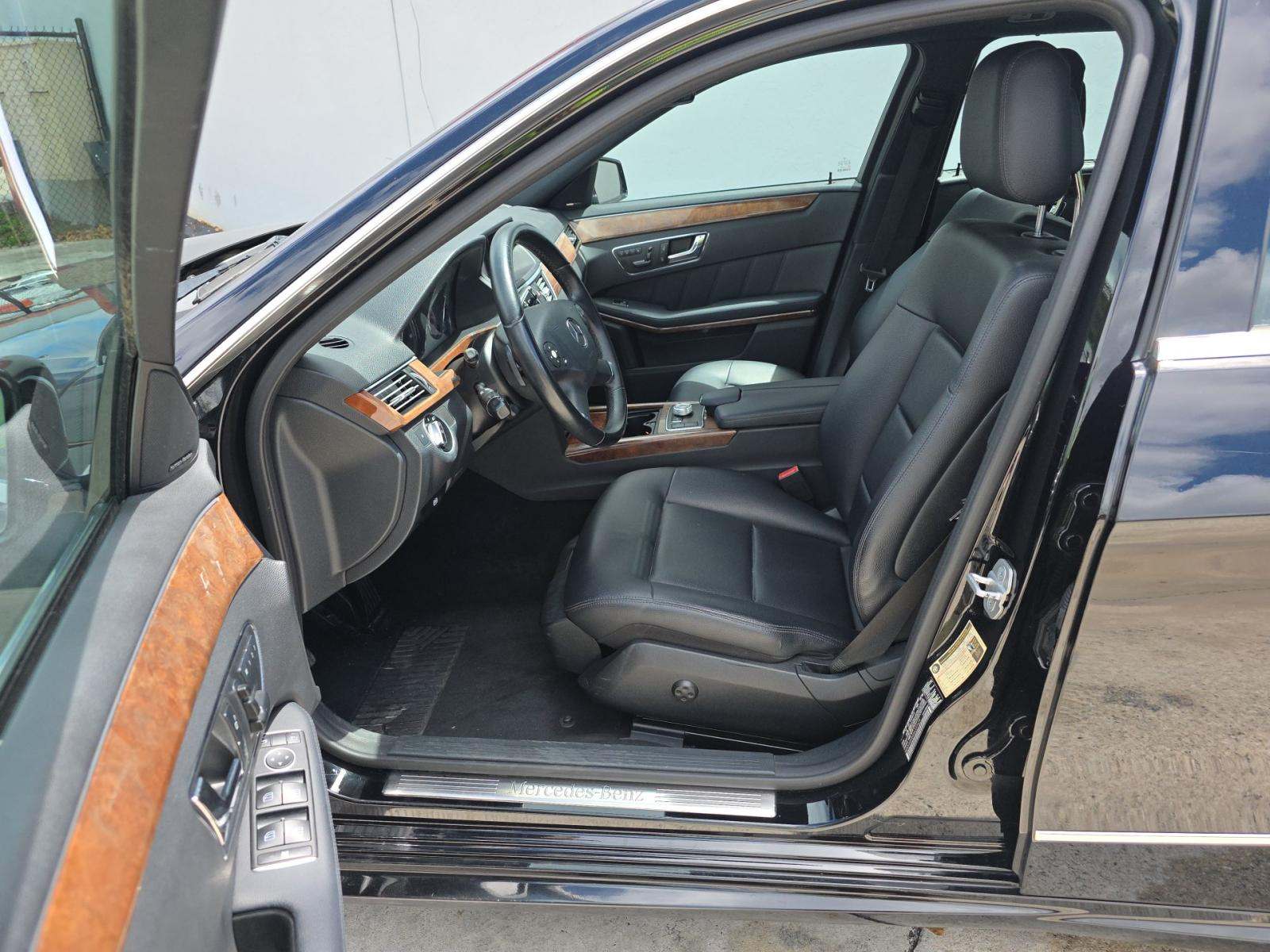 MERCEDES-BENZ E-CLASS - 6