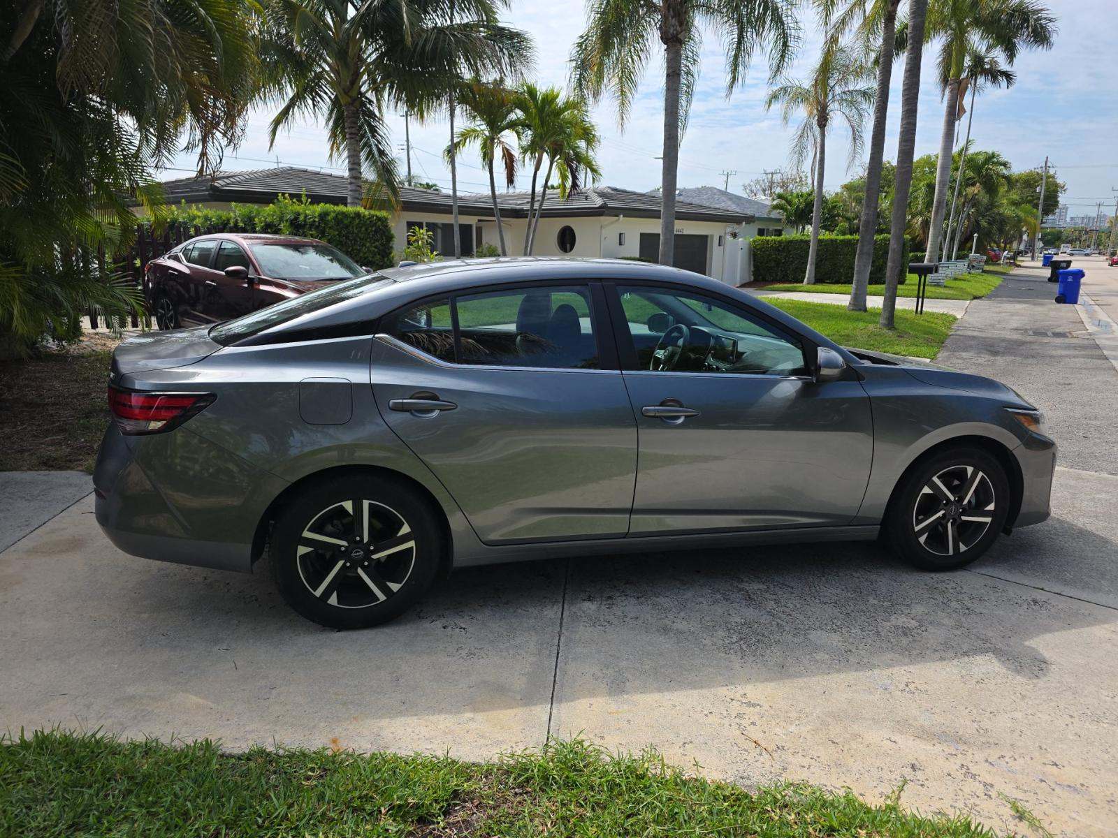 NISSAN SENTRA - 4