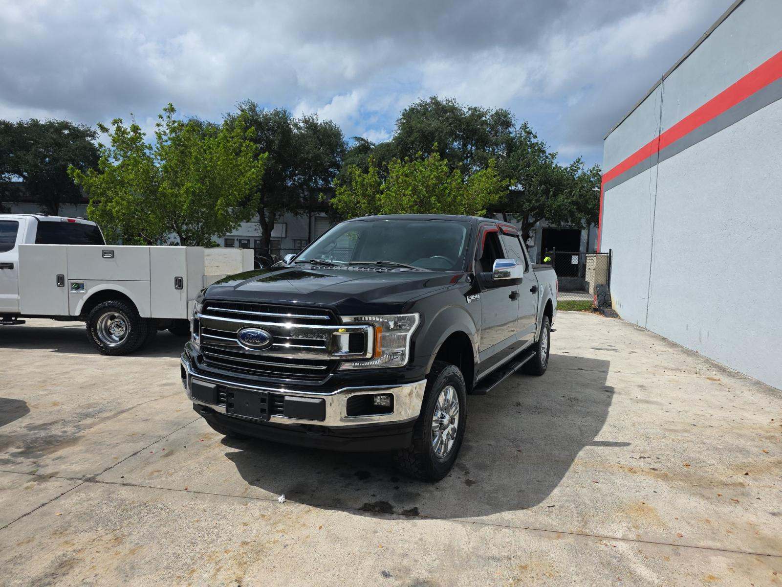 FORD F-150 - 1