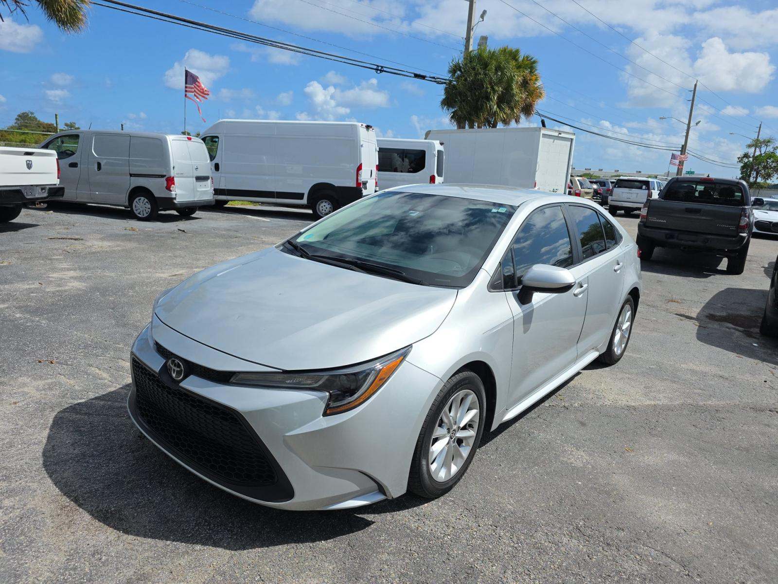 2021 Toyota Corolla LE FWD