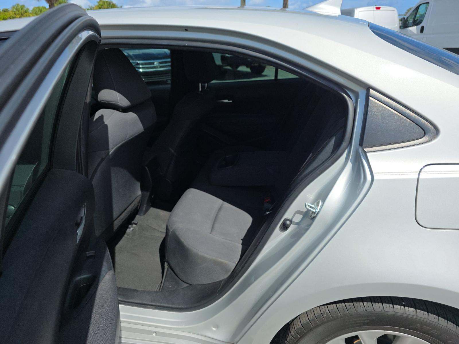 2021 Toyota Corolla LE FWD