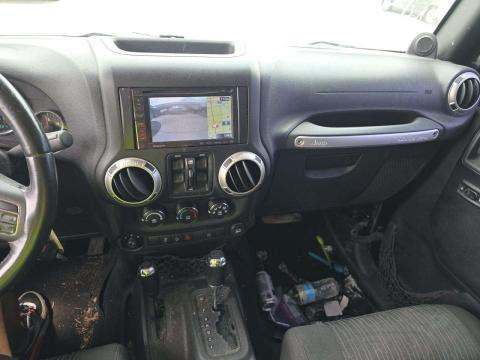 JEEP UNLIMITED SAHARA - 10