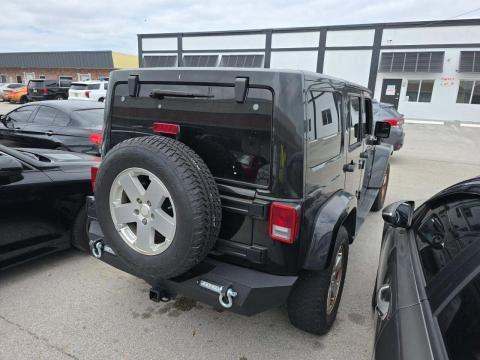 JEEP UNLIMITED SAHARA - 3