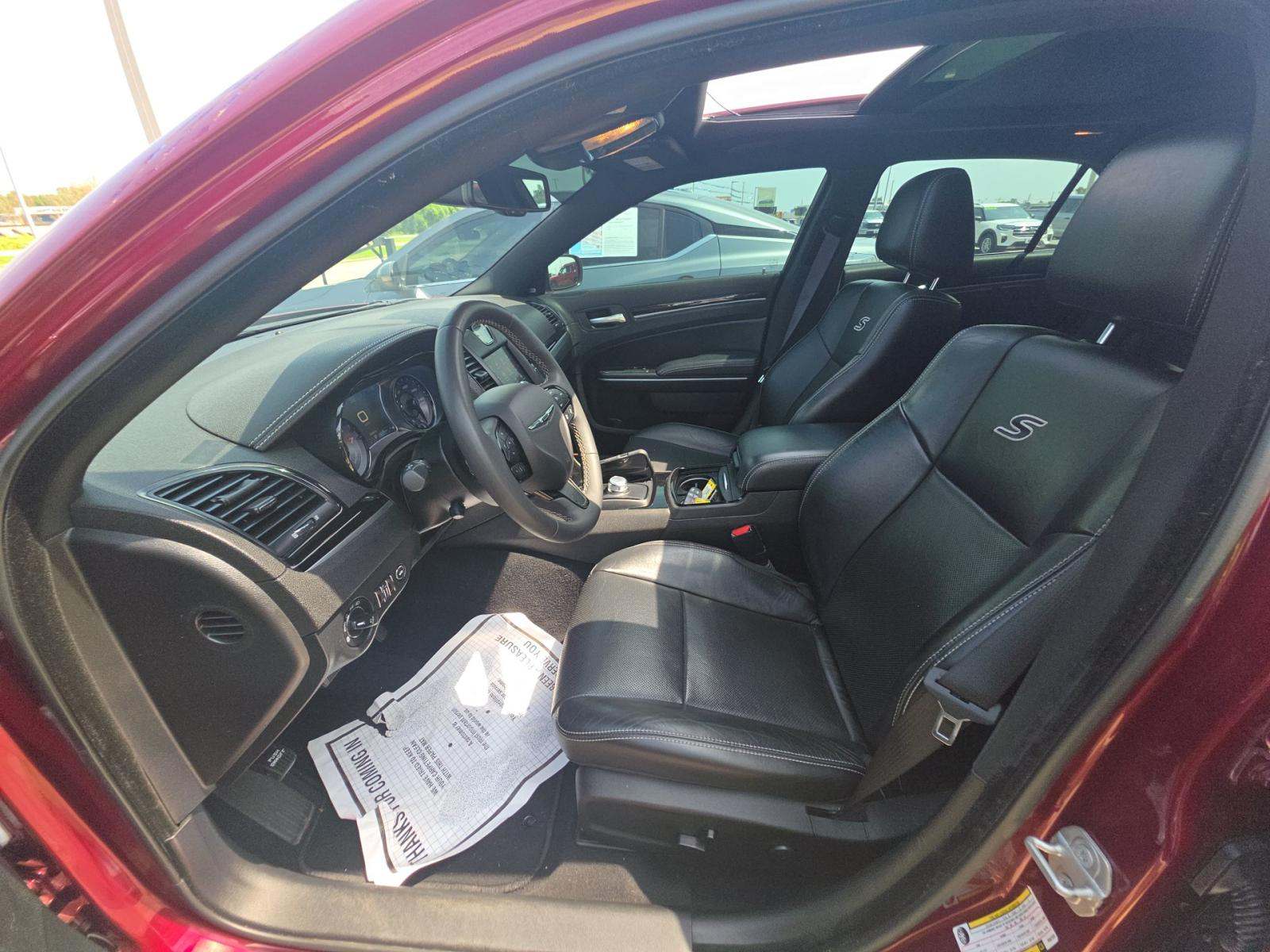 2023 Chrysler 300 300S RWD