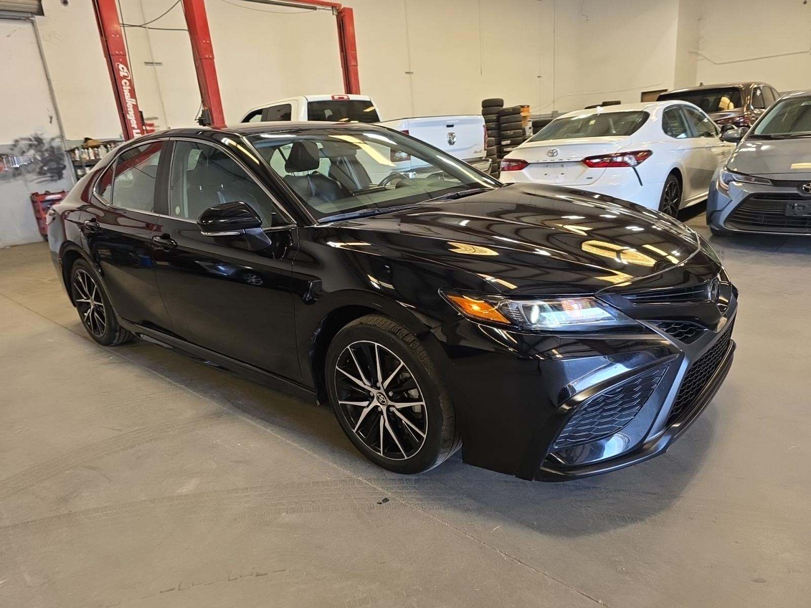 2024 Toyota Camry SE FWD