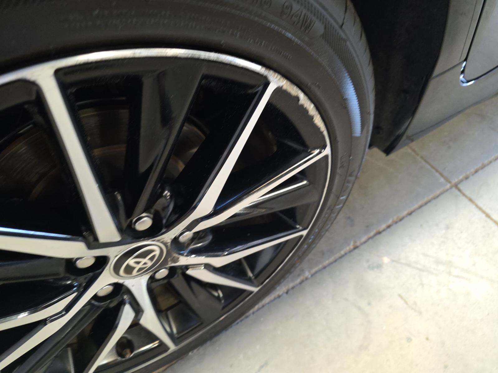 2024 Toyota Camry SE FWD