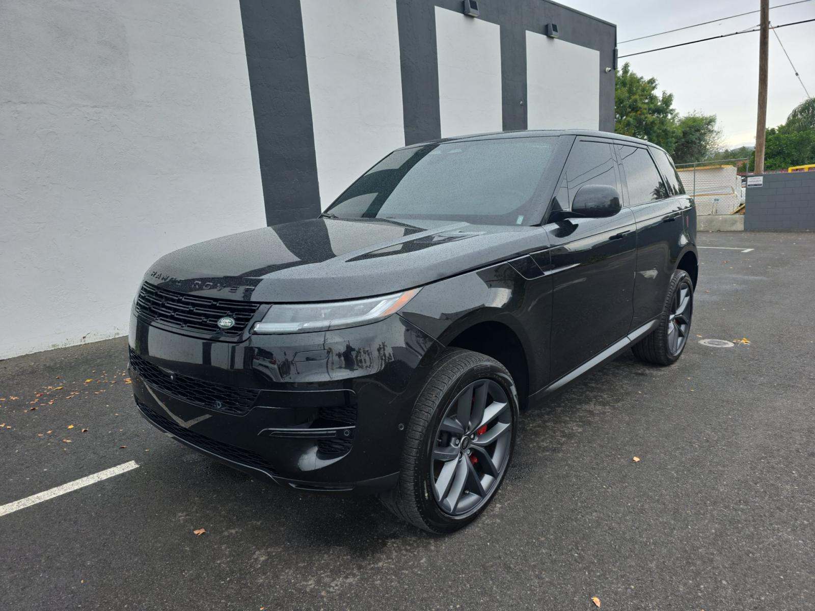 2024 Land Rover Range Rover Sport SE