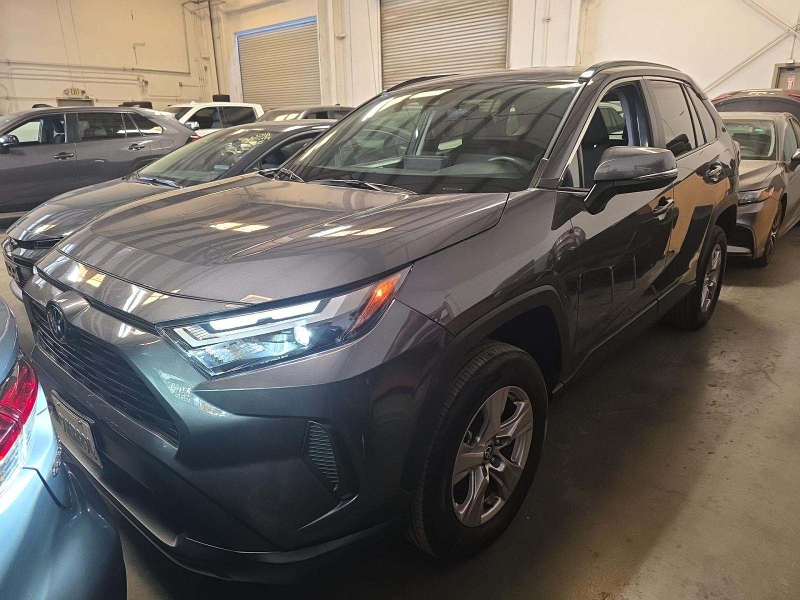 2025 Toyota RAV4 XLE FWD