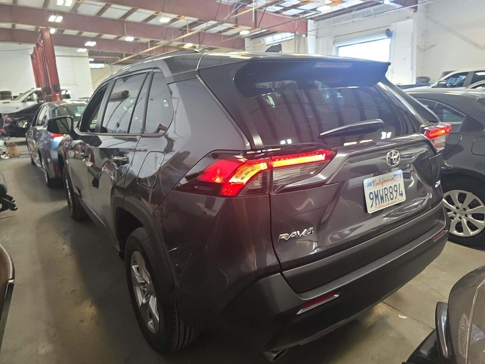 2025 Toyota RAV4 XLE FWD