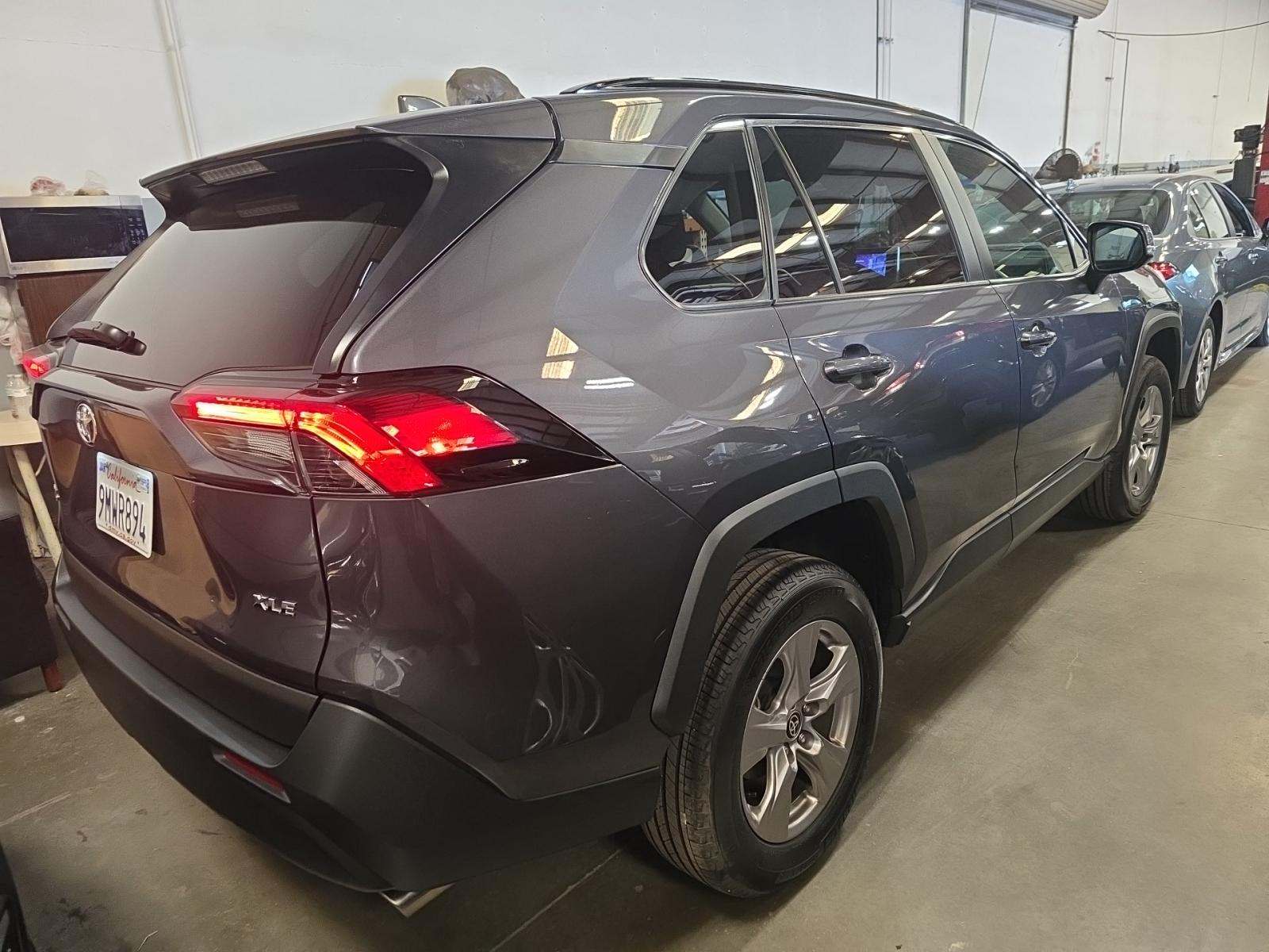 2025 Toyota RAV4 XLE FWD
