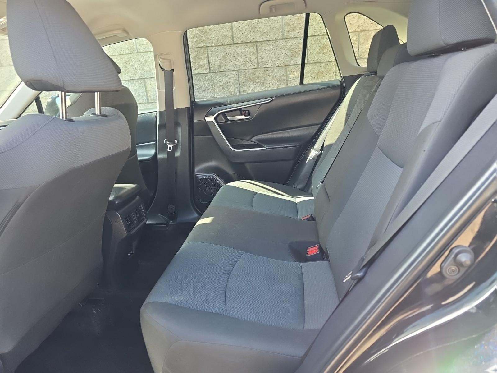 2025 Toyota RAV4 XLE FWD