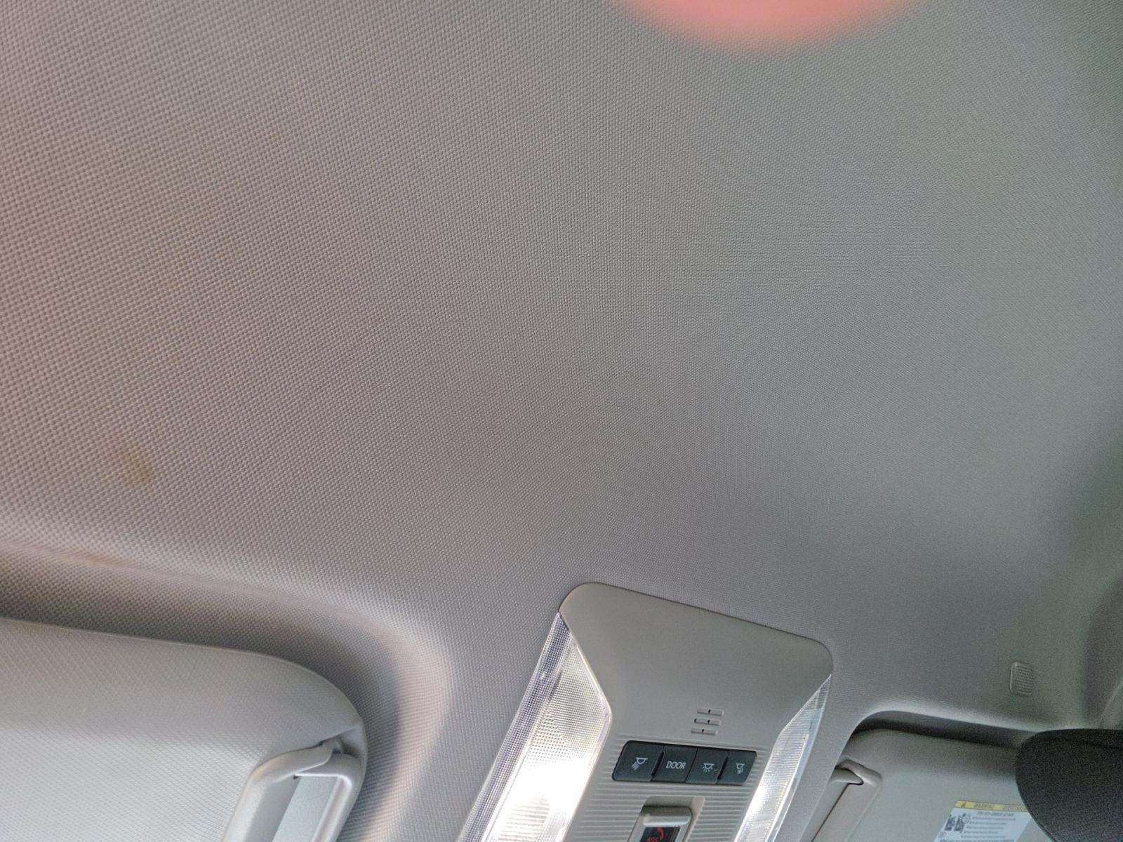 2025 Toyota RAV4 XLE FWD