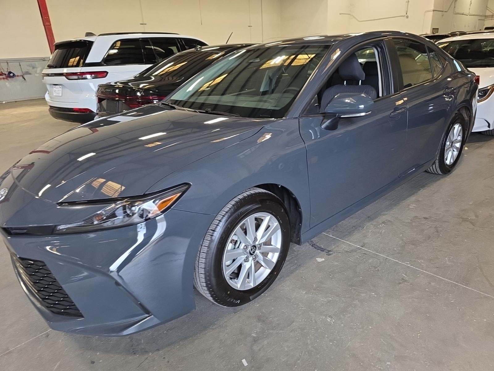 2025 Toyota Camry LE FWD