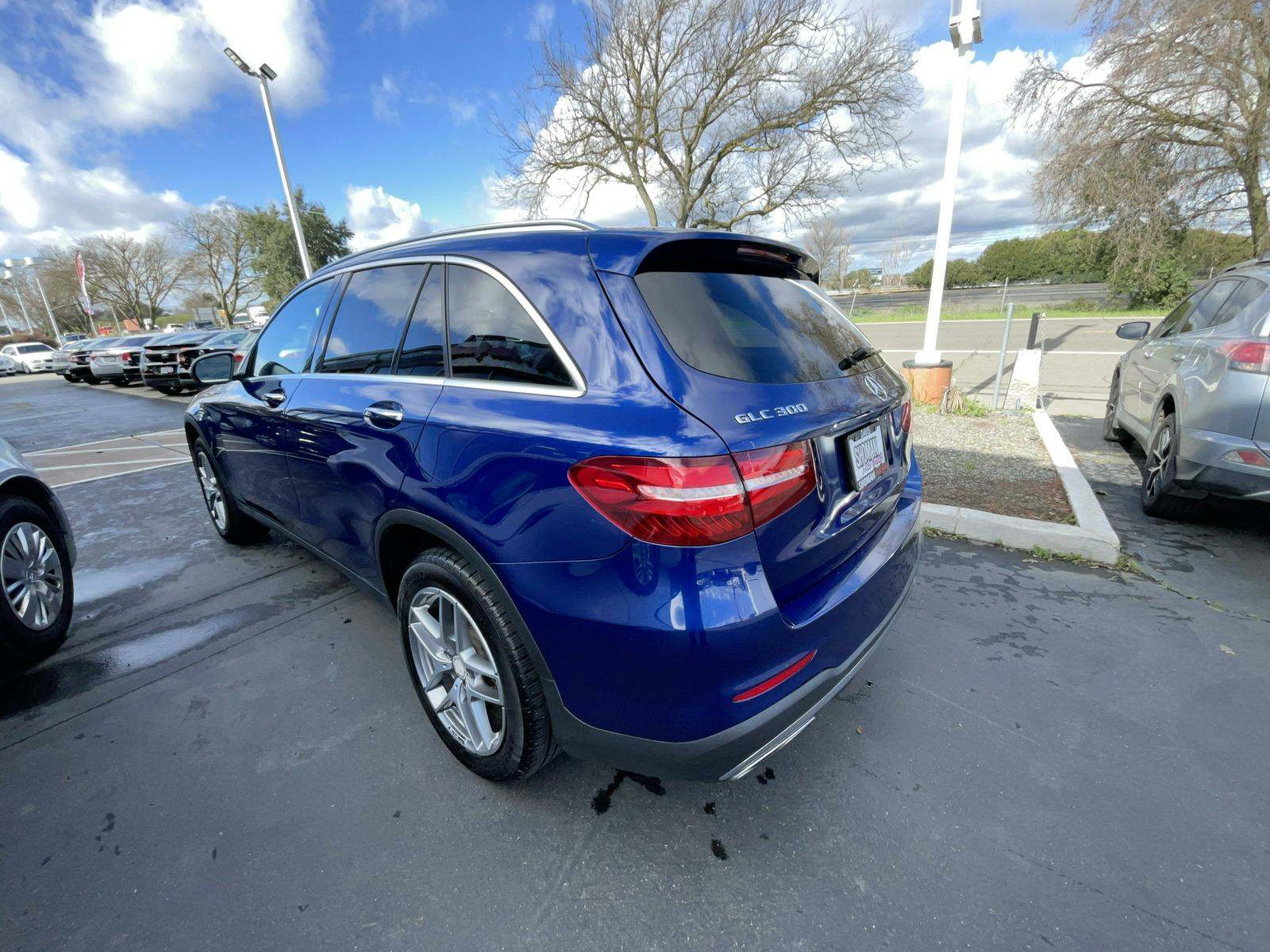 2017 Mercedes-Benz GLC GLC 300 AWD