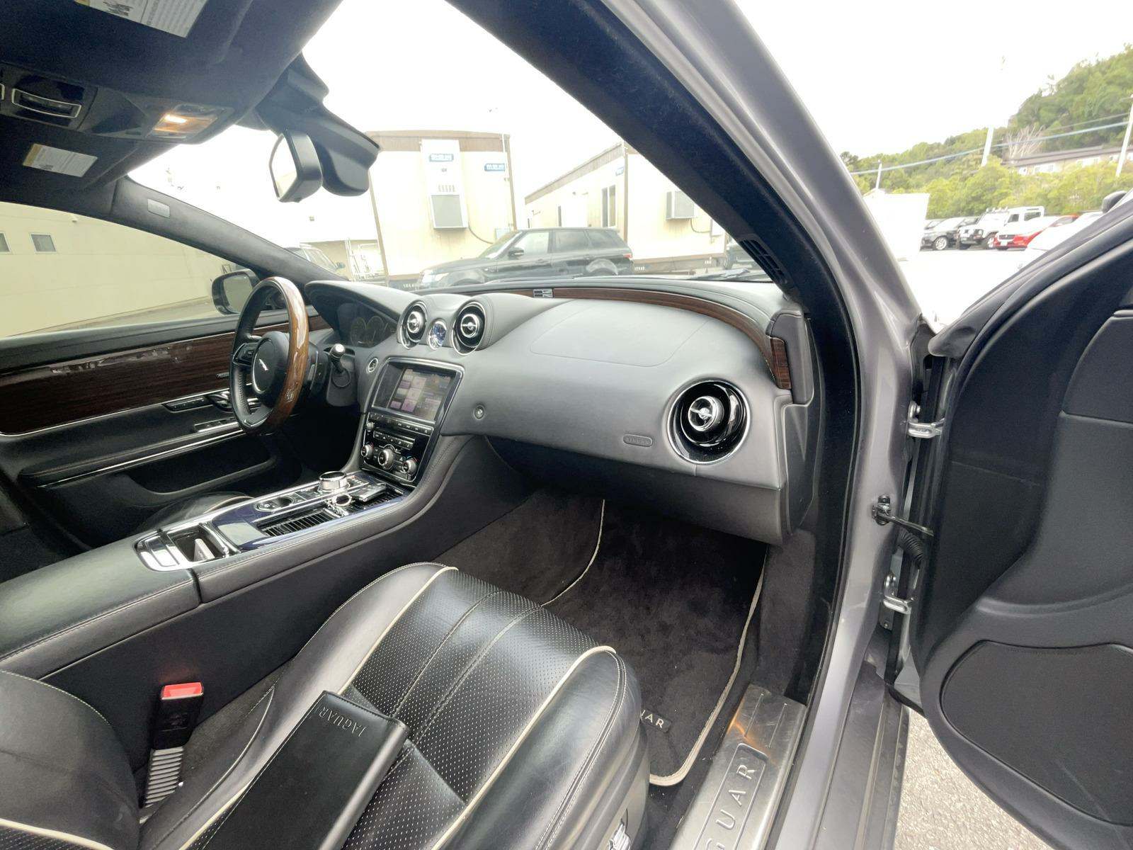 2013 Jaguar XJ XJL Portfolio AWD