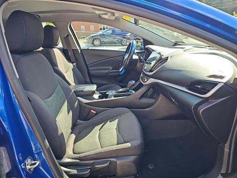 2017 Chevrolet Volt LT FWD