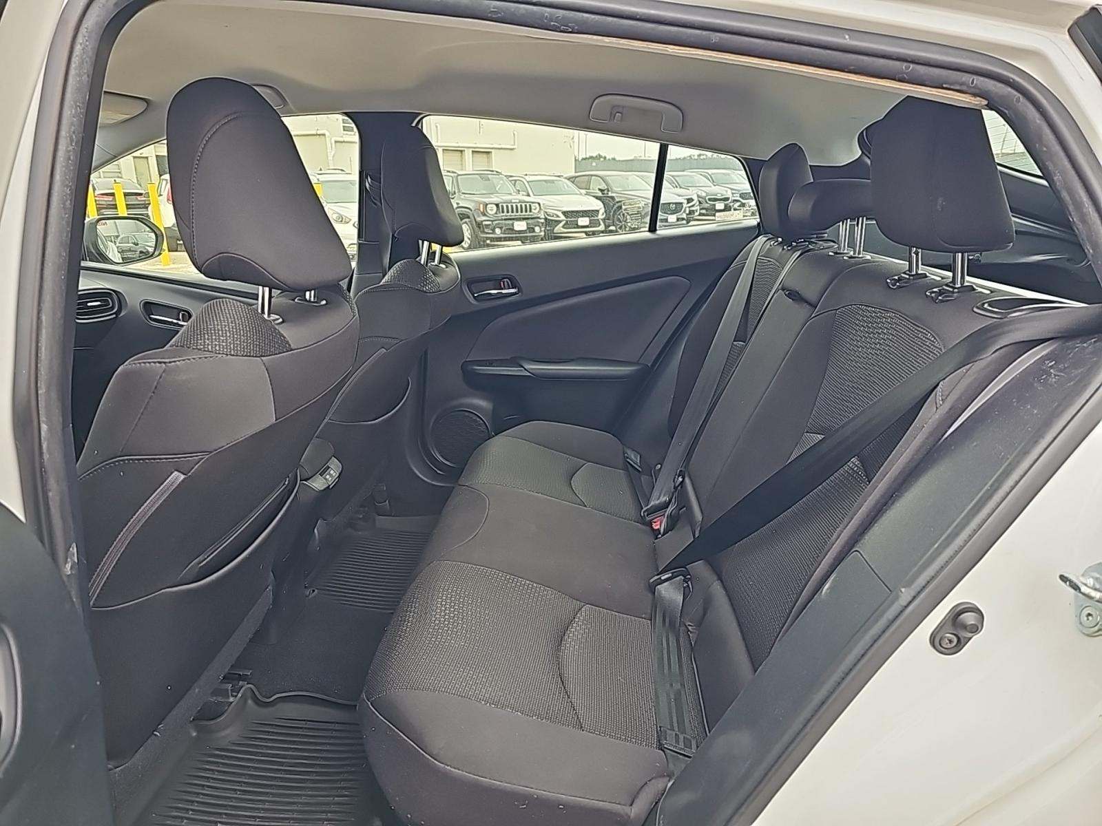 2021 Toyota Prius LE AWD