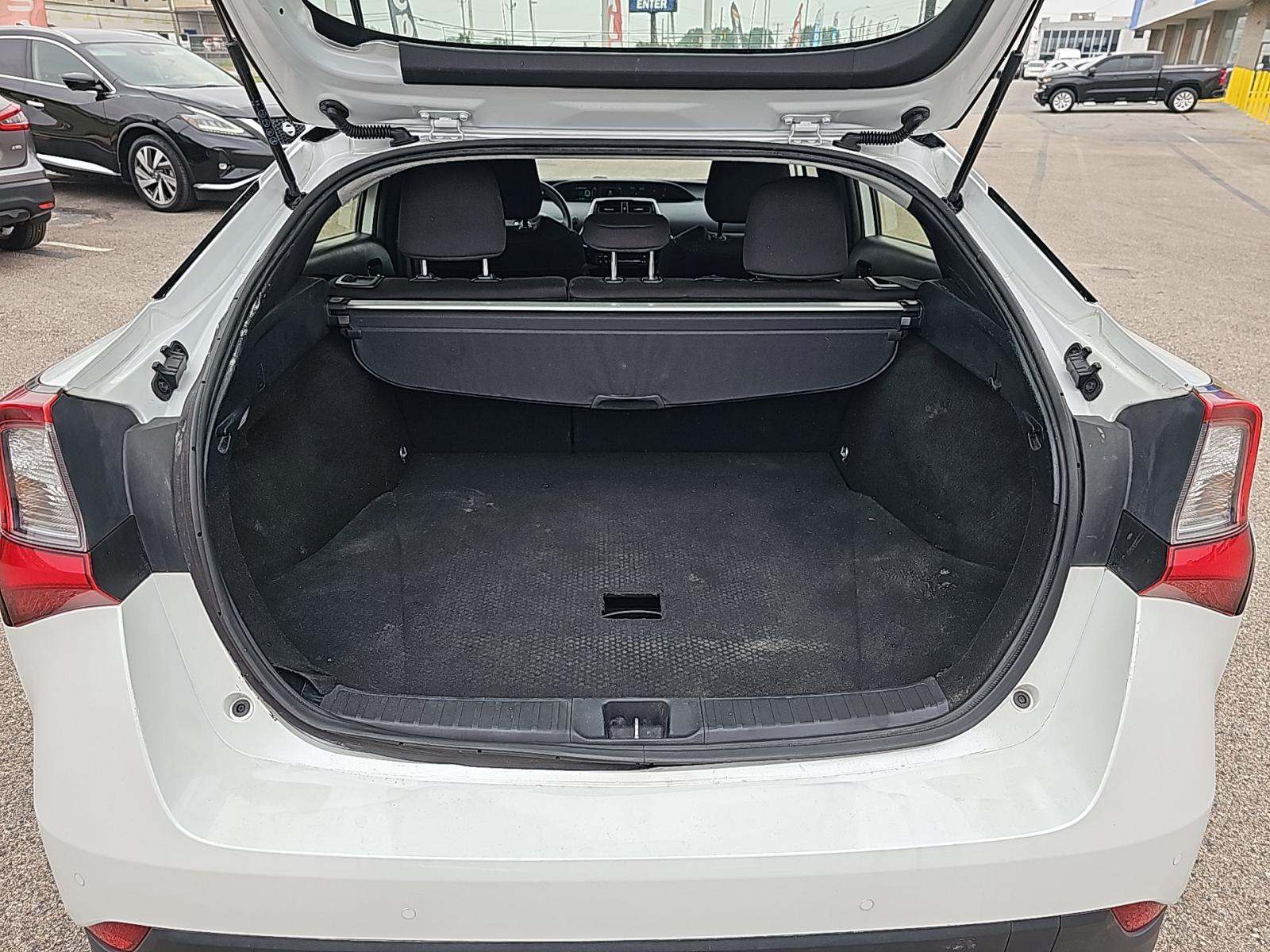 2021 Toyota Prius LE AWD