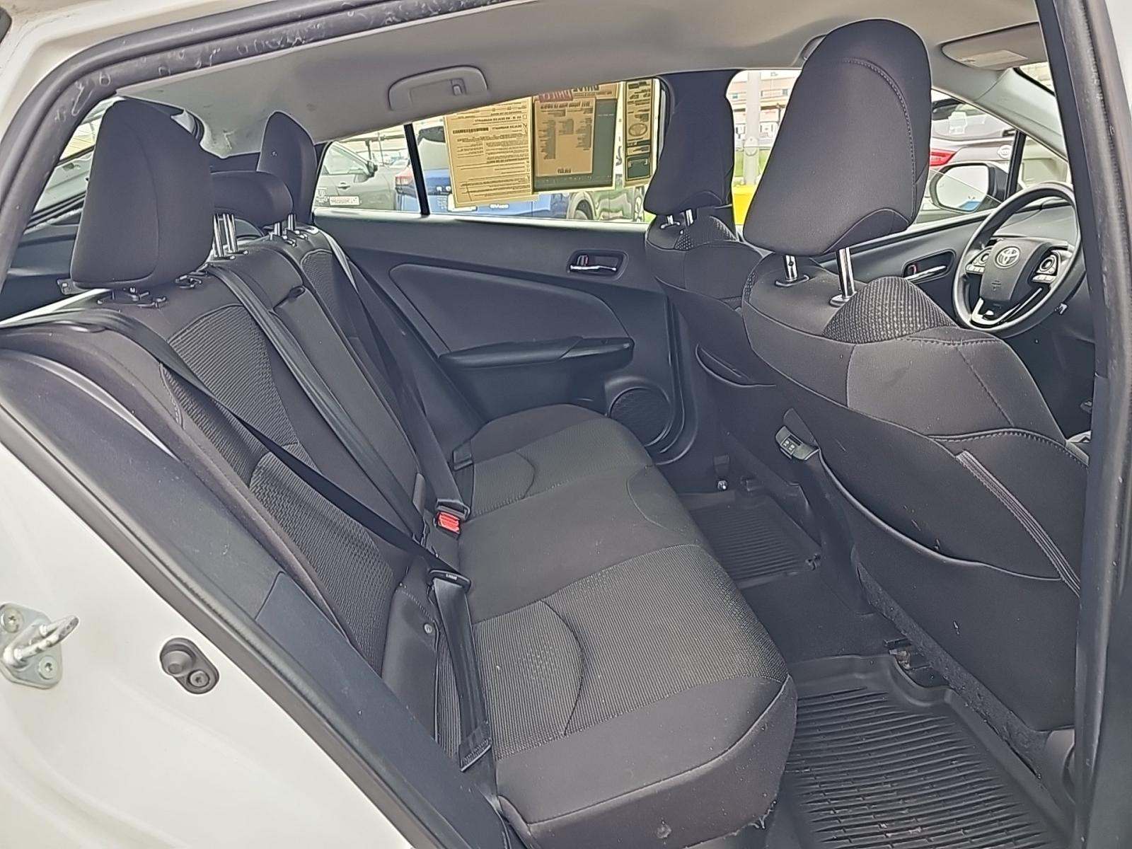 2021 Toyota Prius LE AWD