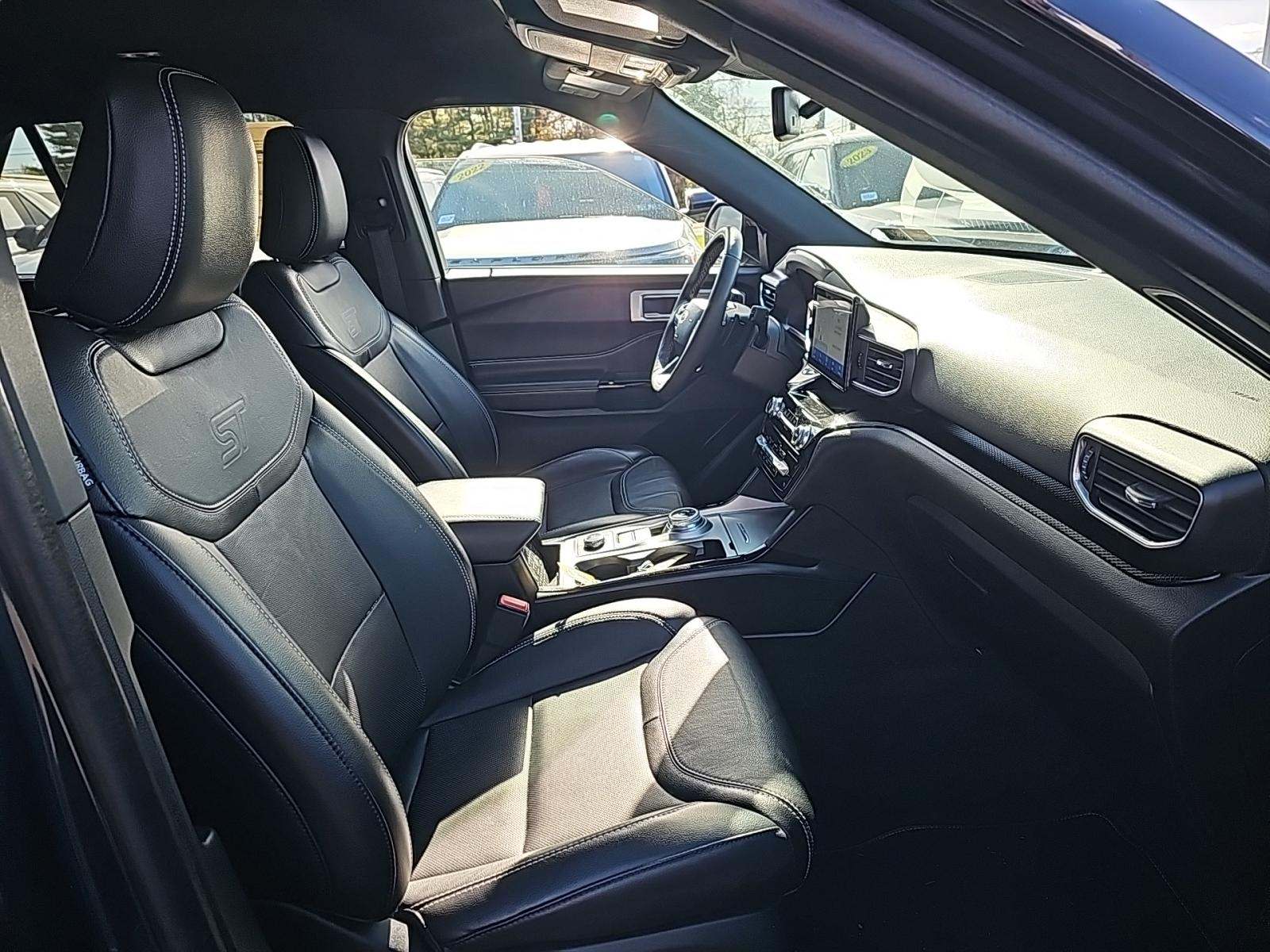 2022 Ford Explorer ST AWD