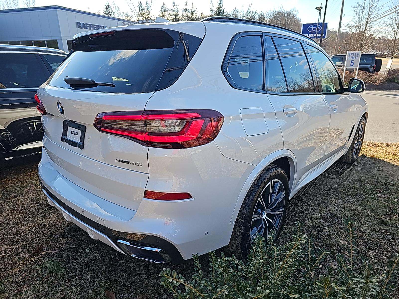2022 BMW X5 xDrive40i AWD