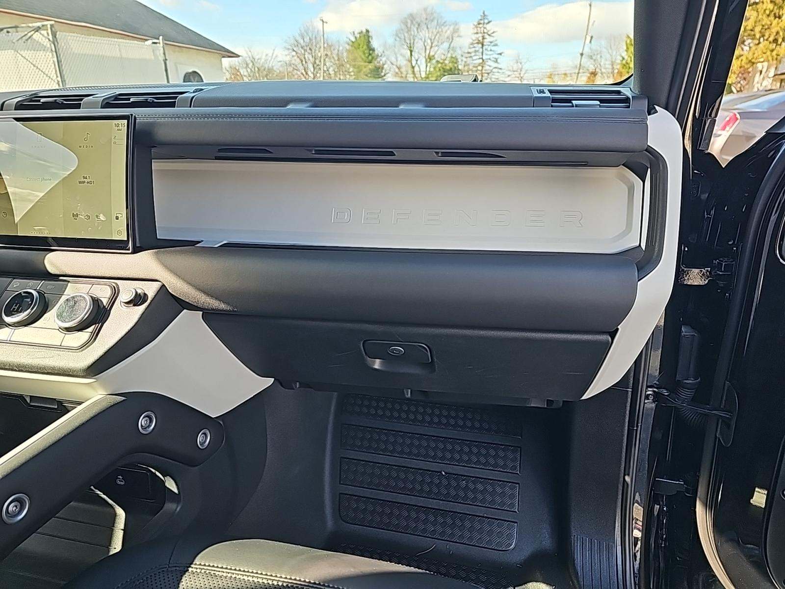 2025 Land Rover Defender 110 S AWD