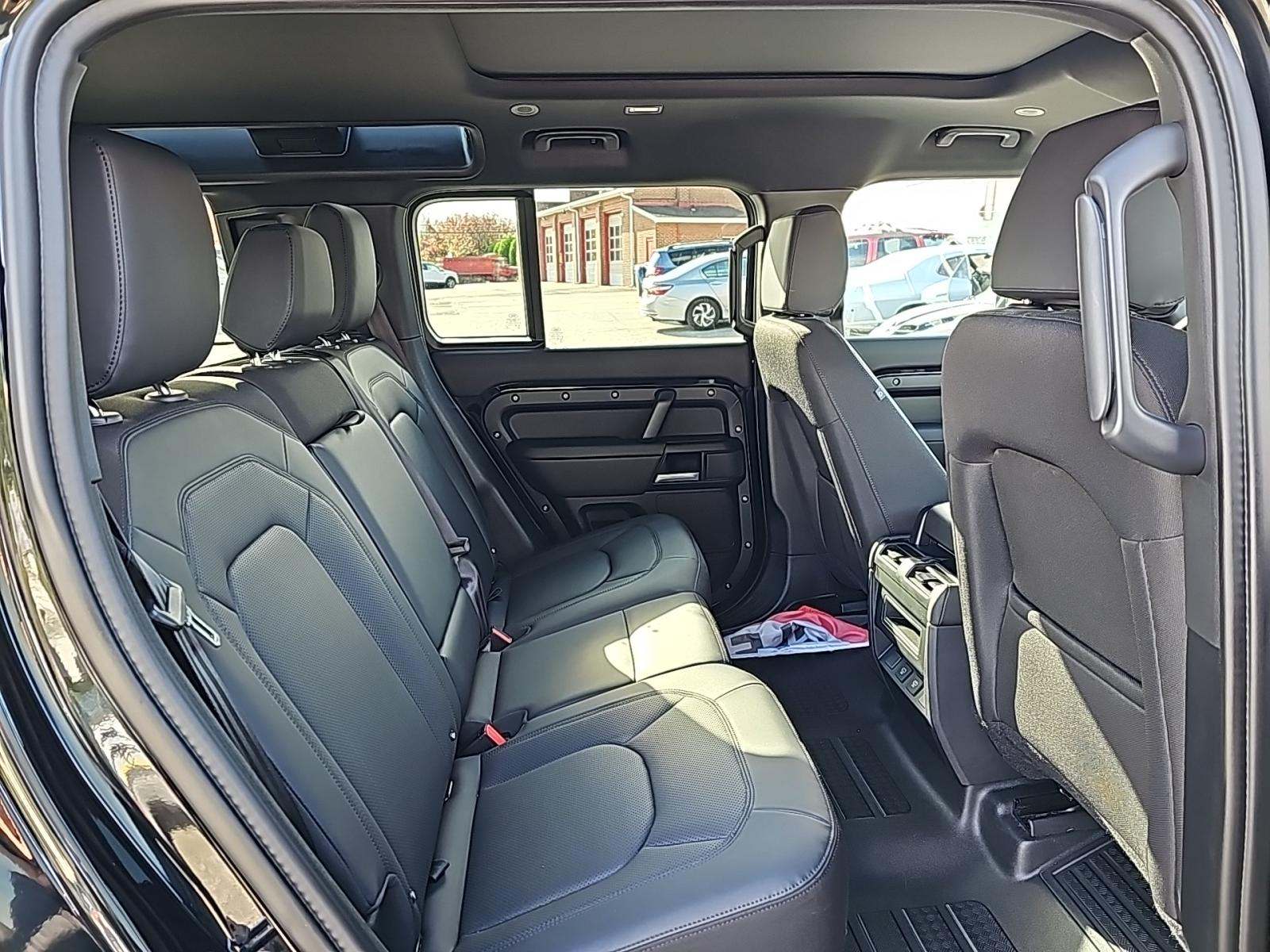 2025 Land Rover Defender 110 S AWD