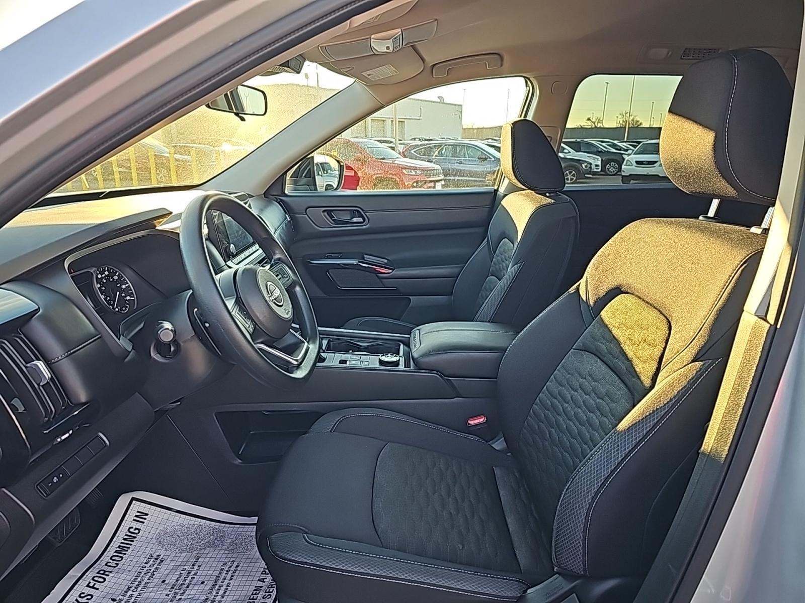 2024 Nissan Pathfinder S AWD