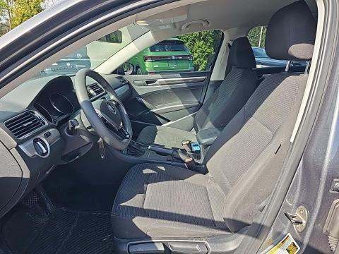 2017 Volkswagen Passat 1.8T S FWD