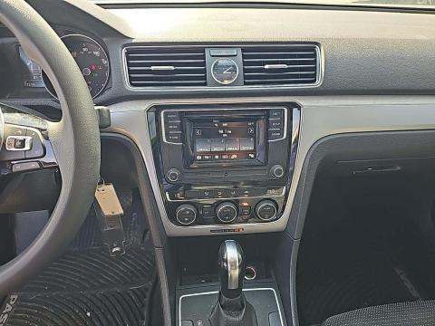 2017 Volkswagen Passat 1.8T S FWD
