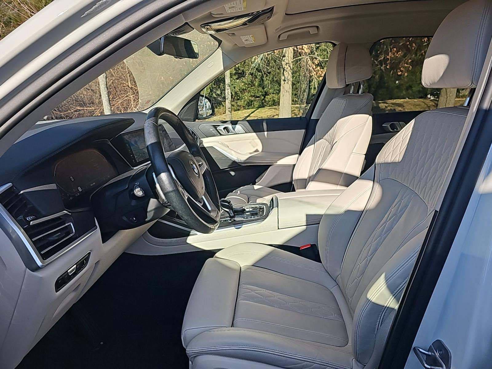 2022 BMW X7 xDrive40i AWD