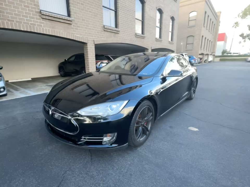 2013 Tesla Model S 4D SEDAN RWD